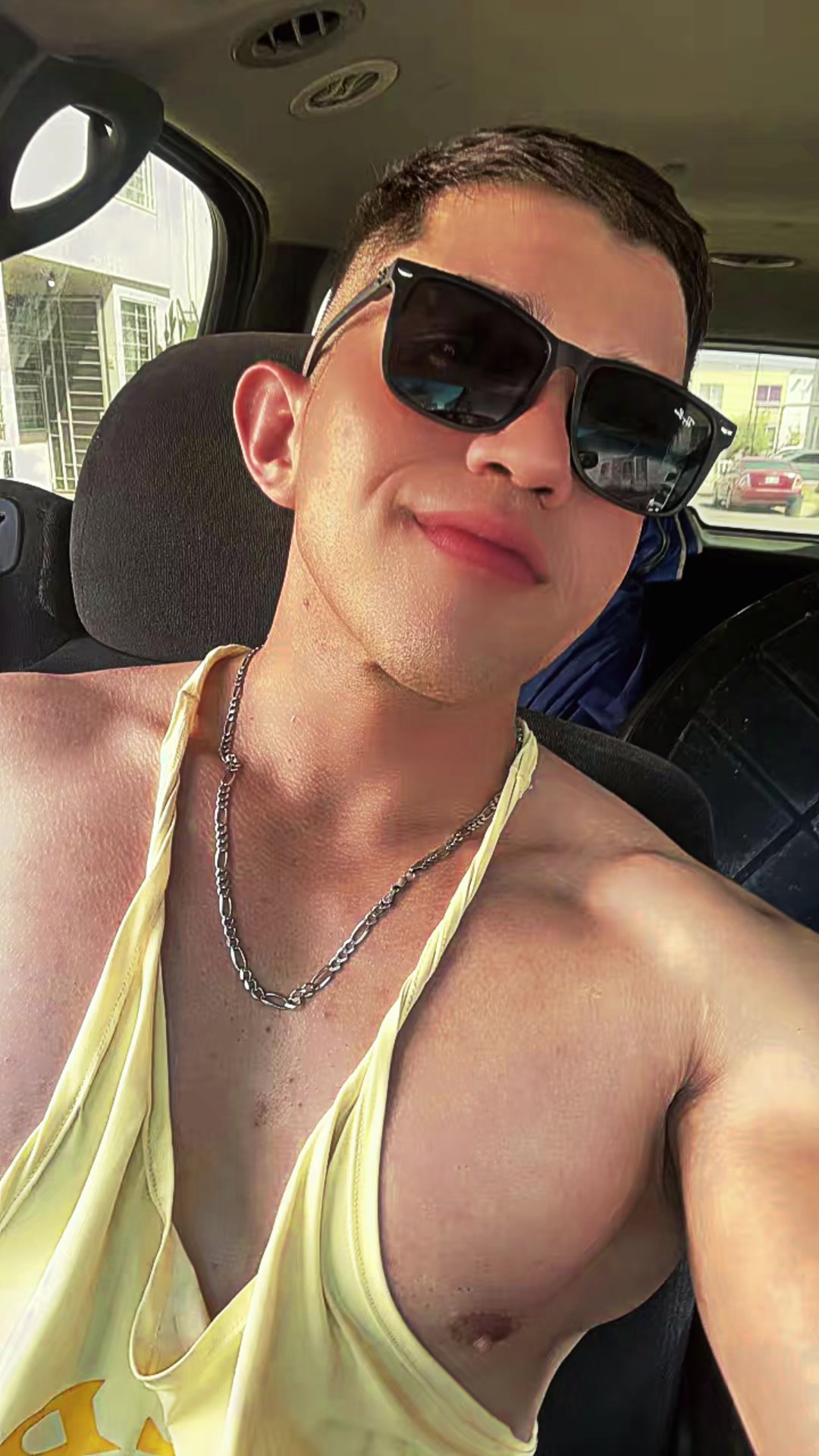 @Javier Reynoso