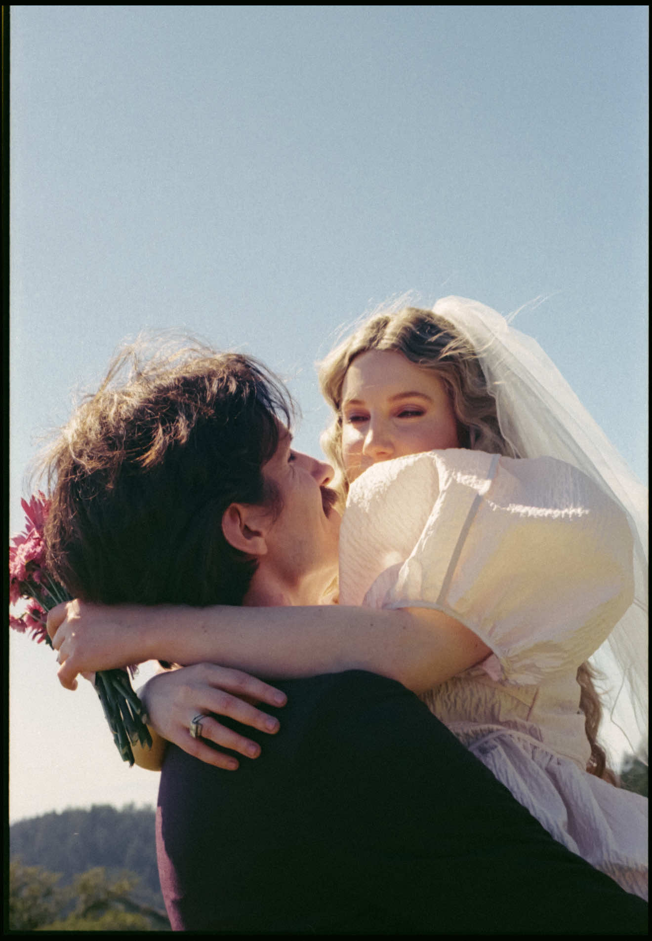 @FRANKIE - Film Photographer
