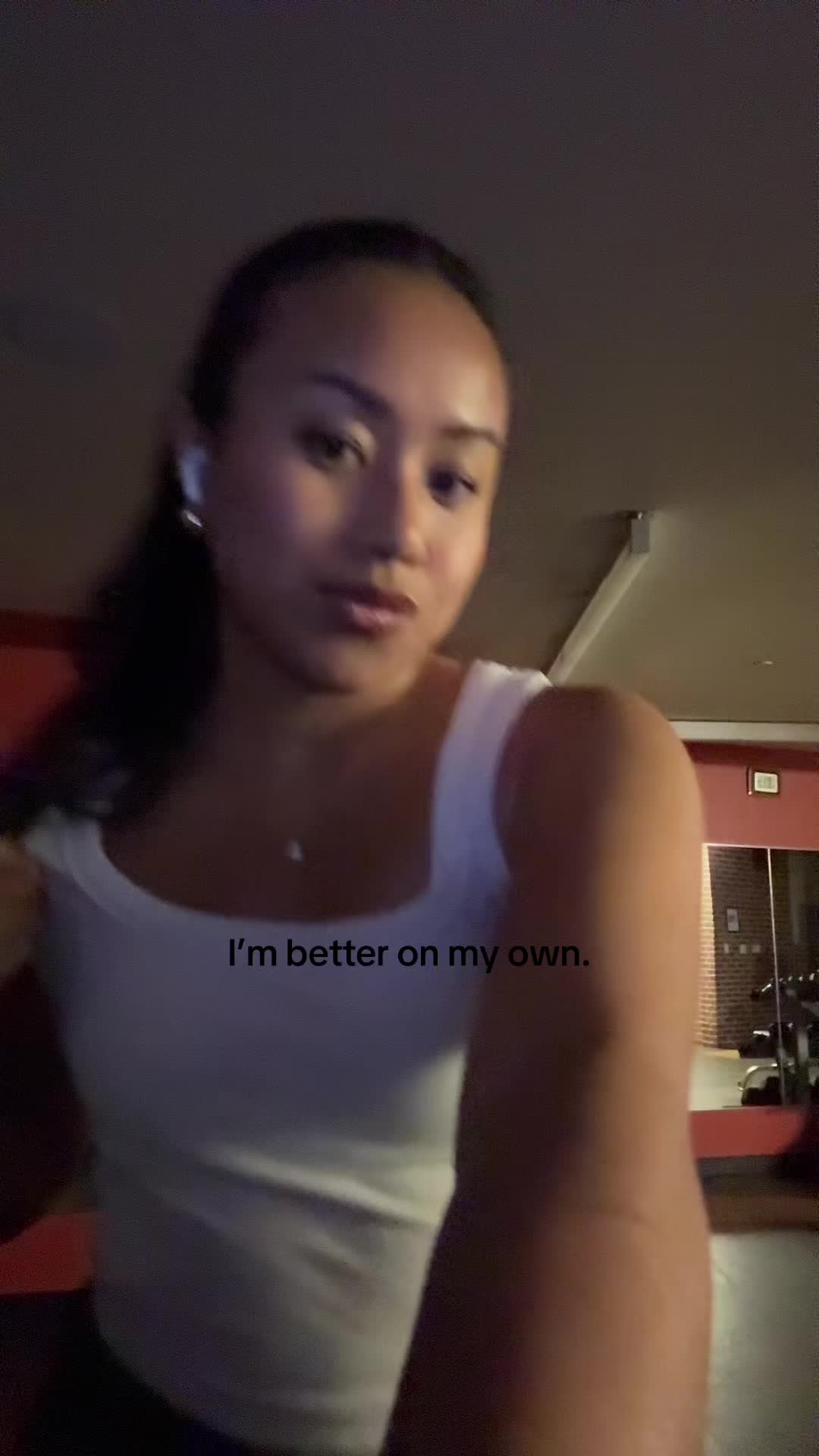 @miakraiwong