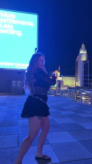@Blondie