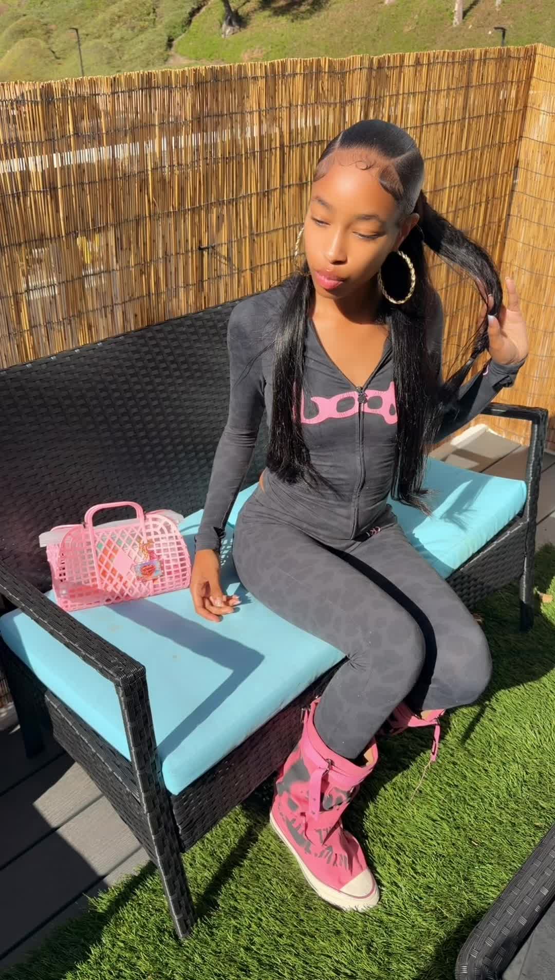 @Lowkeychick