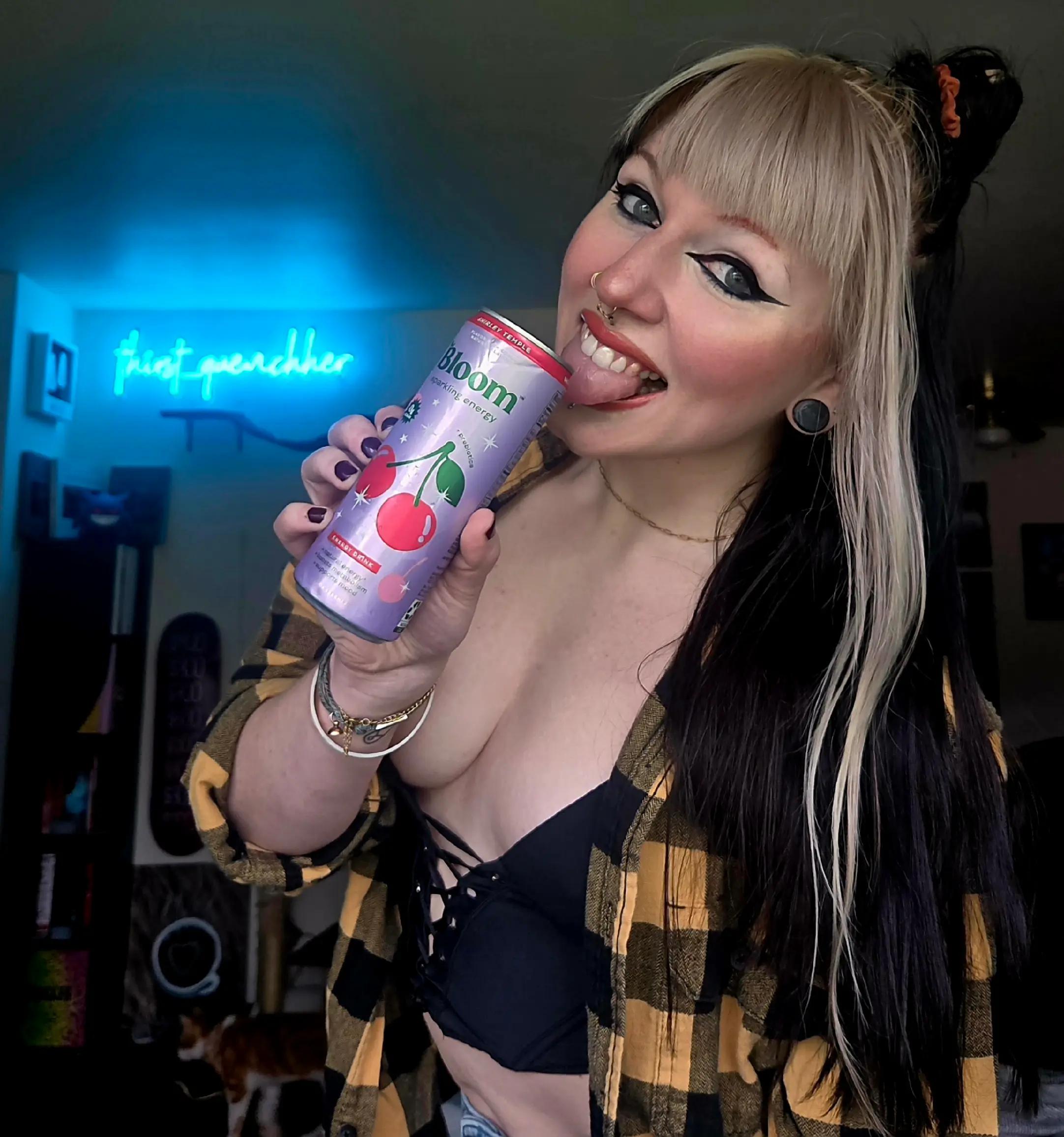 @thirst_quenchher