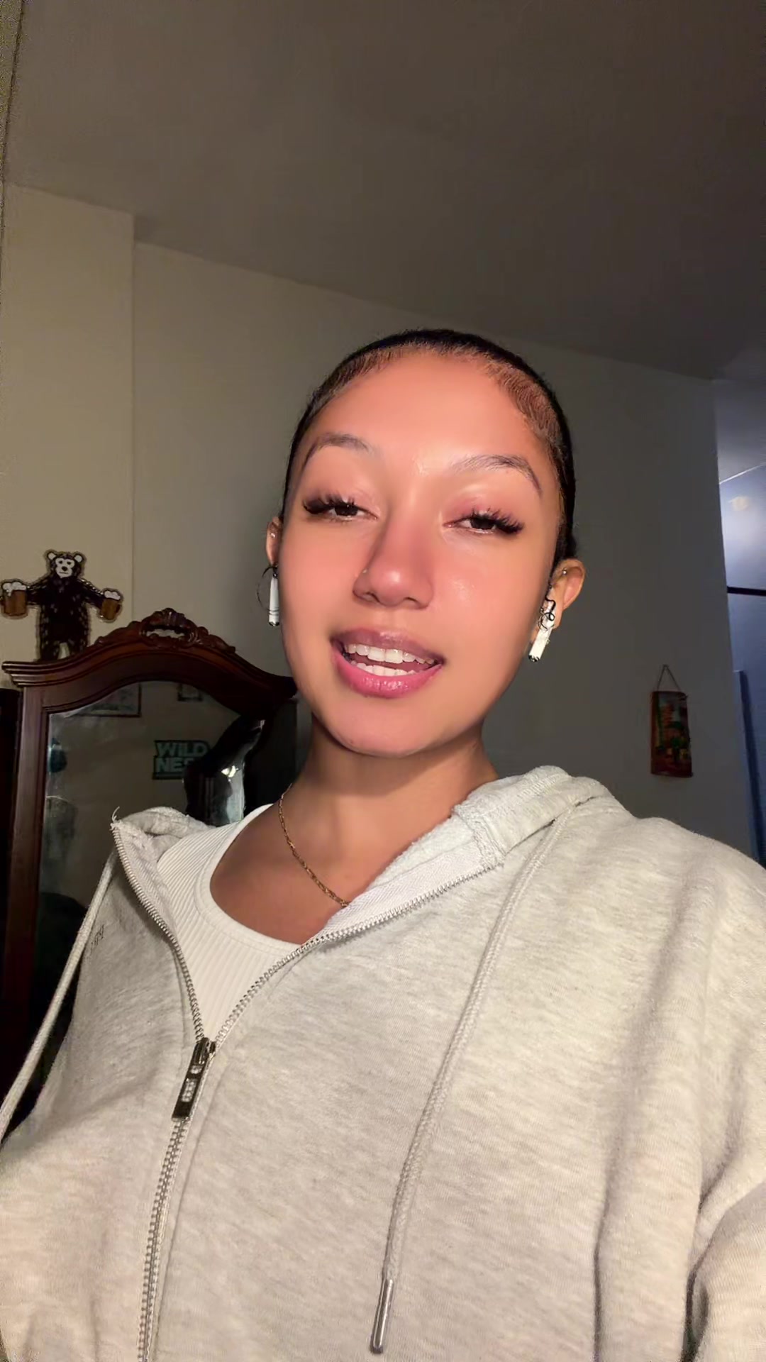 @monae.rain
