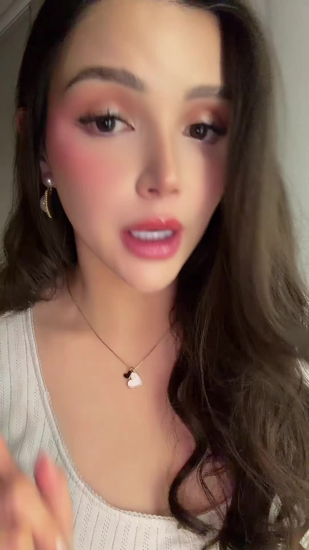 @Sof&iacute;a Brano