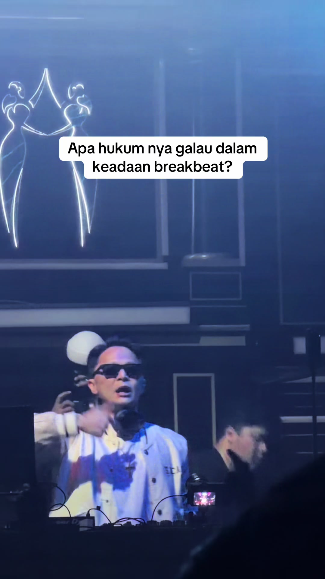 @R U C A S