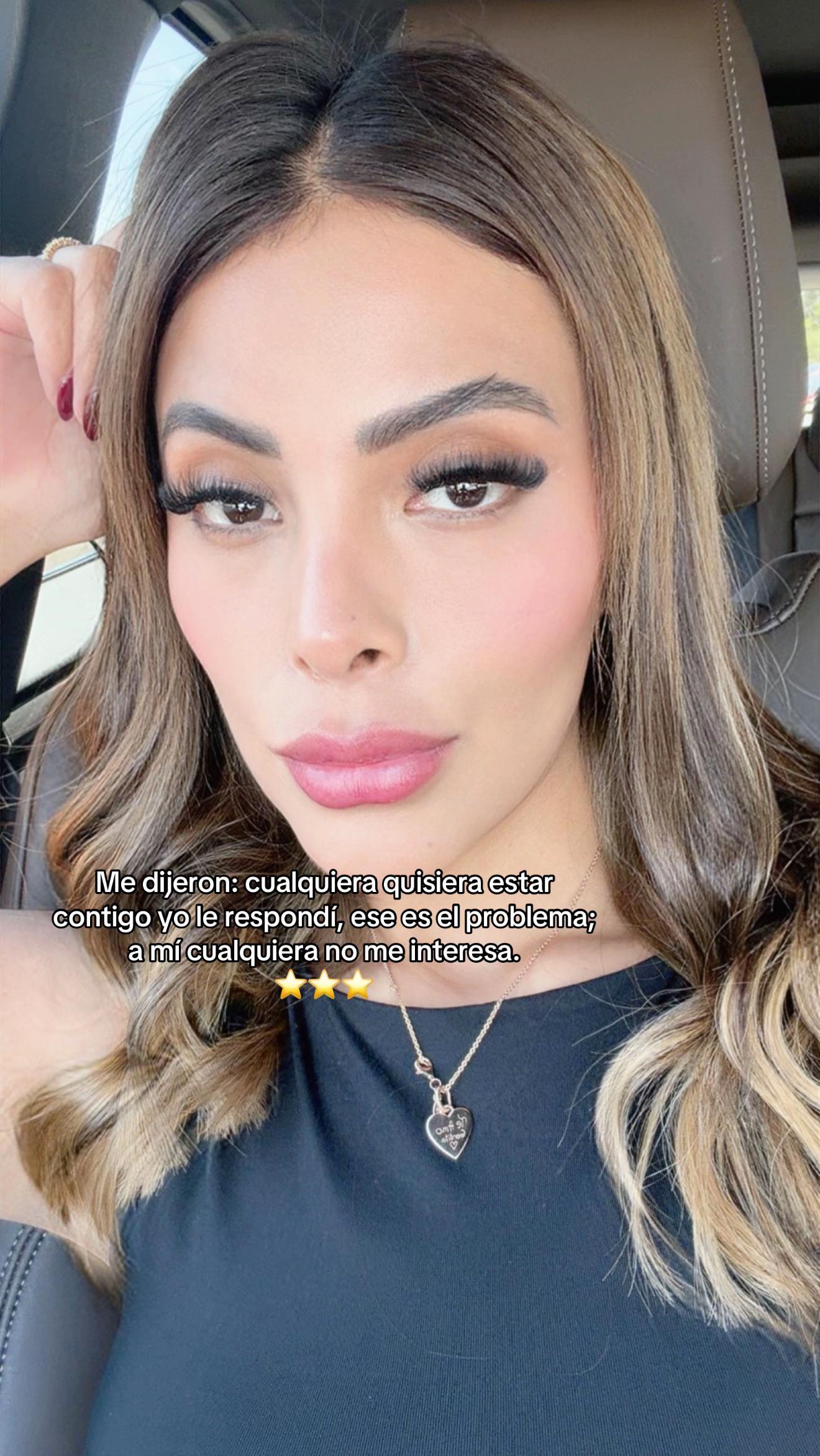 @Ana Flores