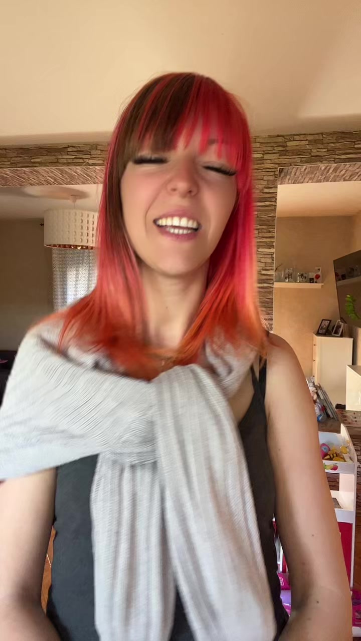 @lovescomesbackaround