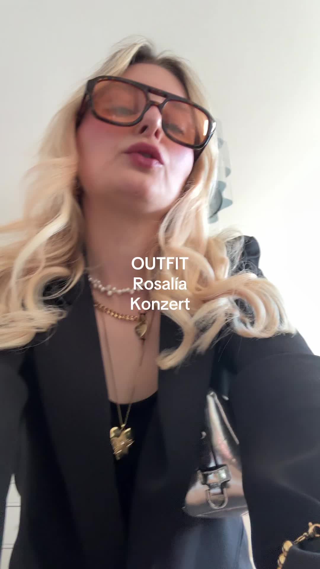 @SofiaSophie 🦈🪩✨