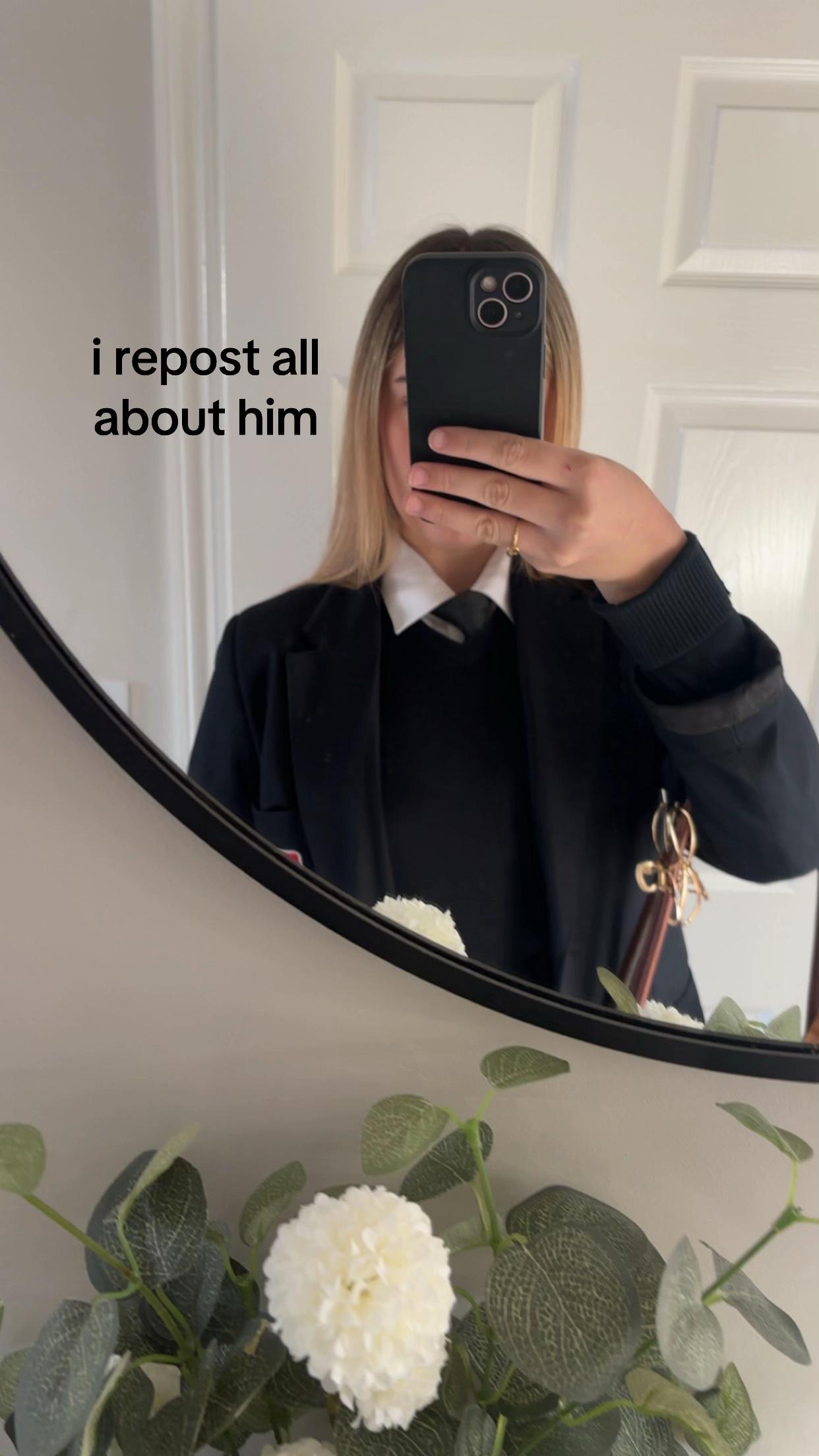 @𝐵𝐸𝐿𝐿𝐴 𝑅𝑂𝑆𝐸