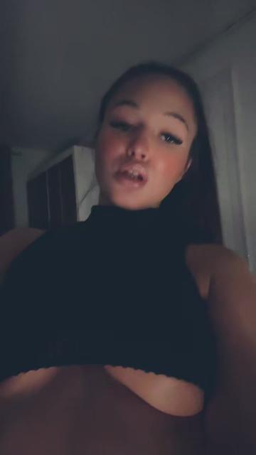 @Ayuraglam