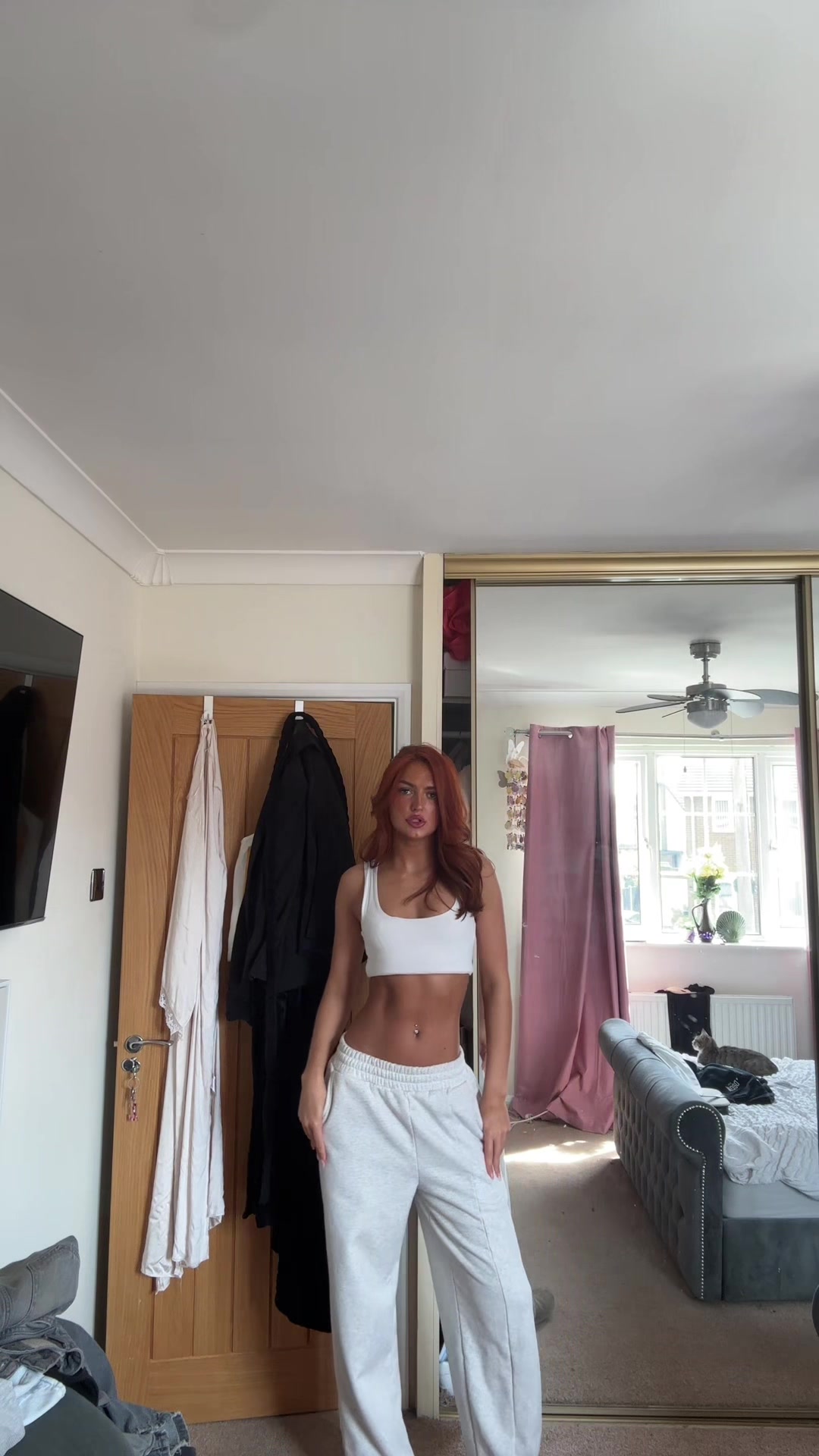 @leggyred4life