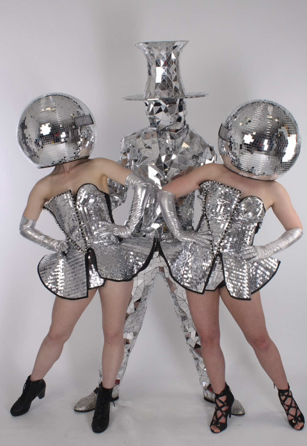 @discodancers_