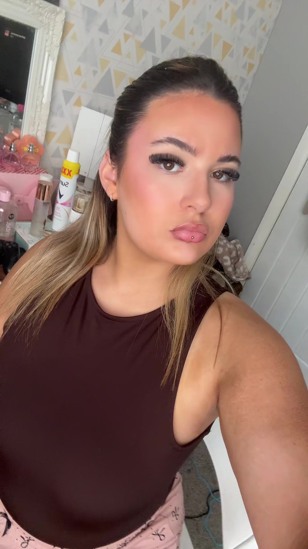 @𝐝𝐚𝐢𝐬𝐲-𝐠𝐫𝐚𝐜𝐞🪬