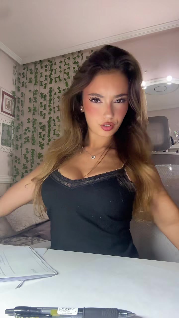 @𝟐𝟐𝟐