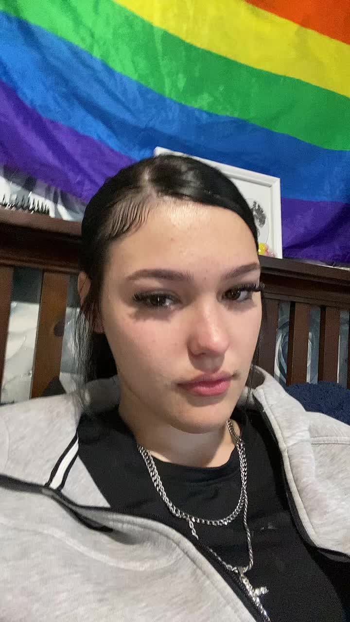 @𝑅𝑎𝑣𝑒𝑛❤️