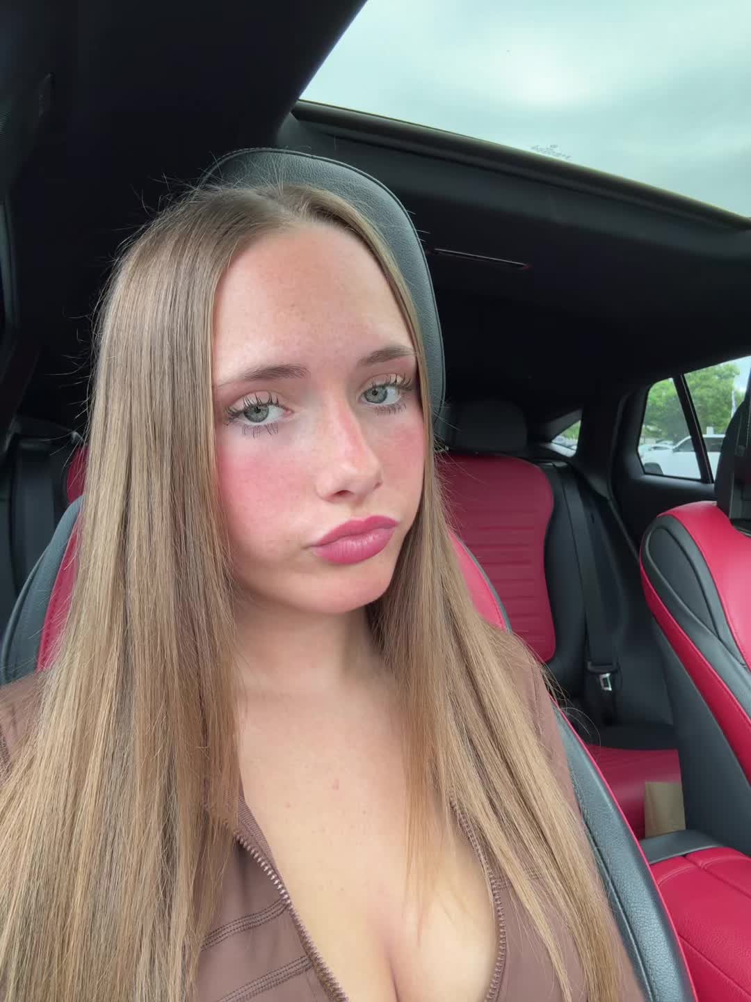 @hii