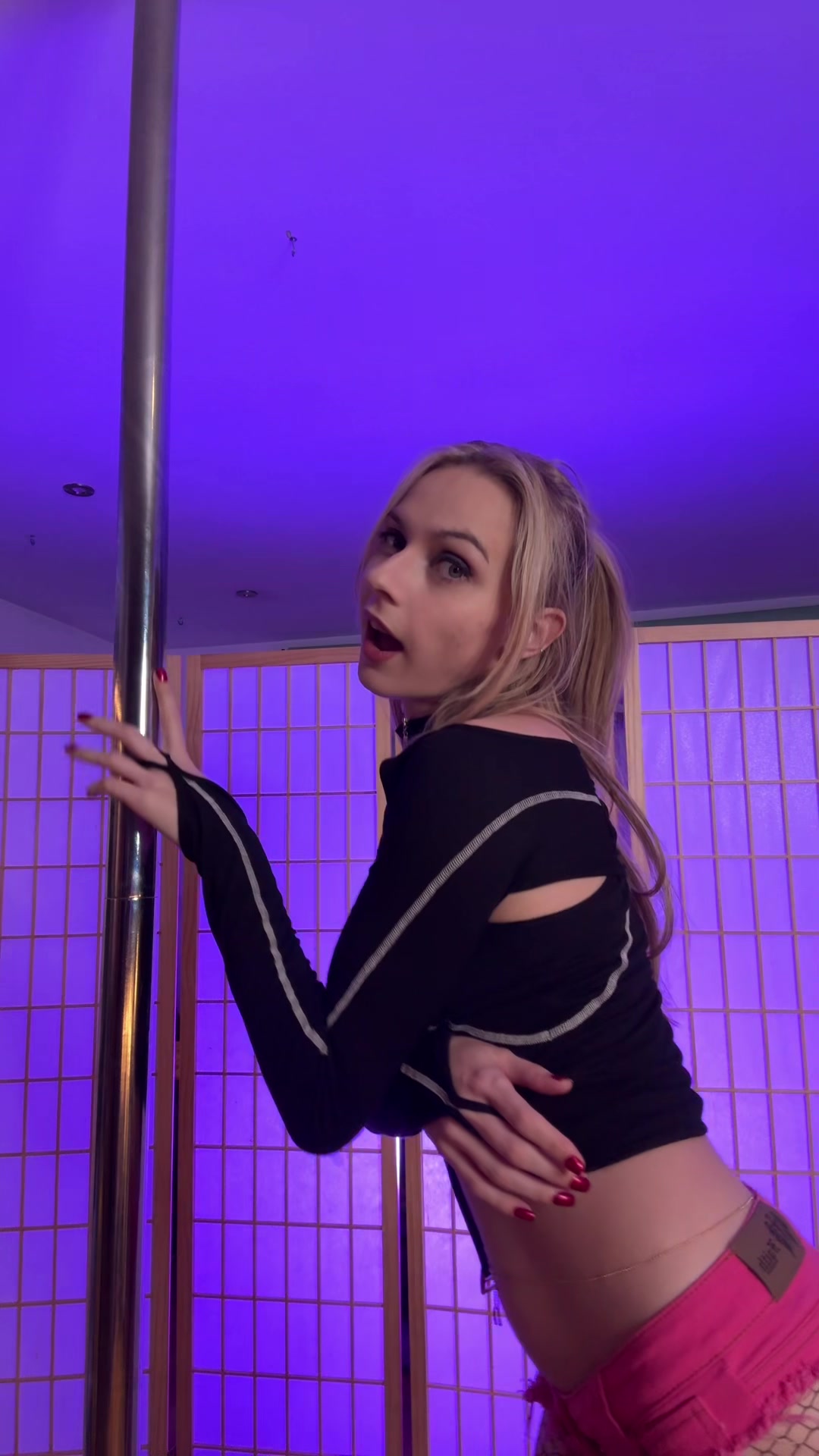 @OfficialChloeToy
