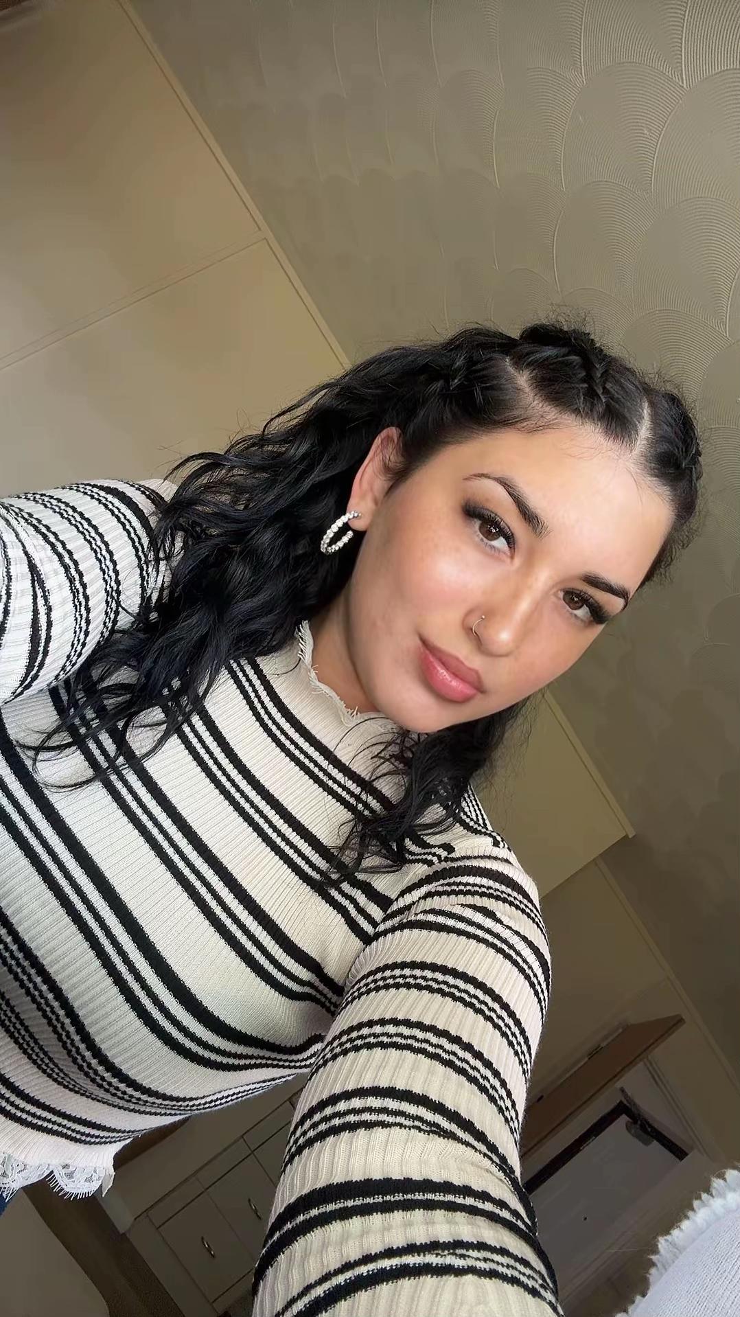 @Angela🇦🇱