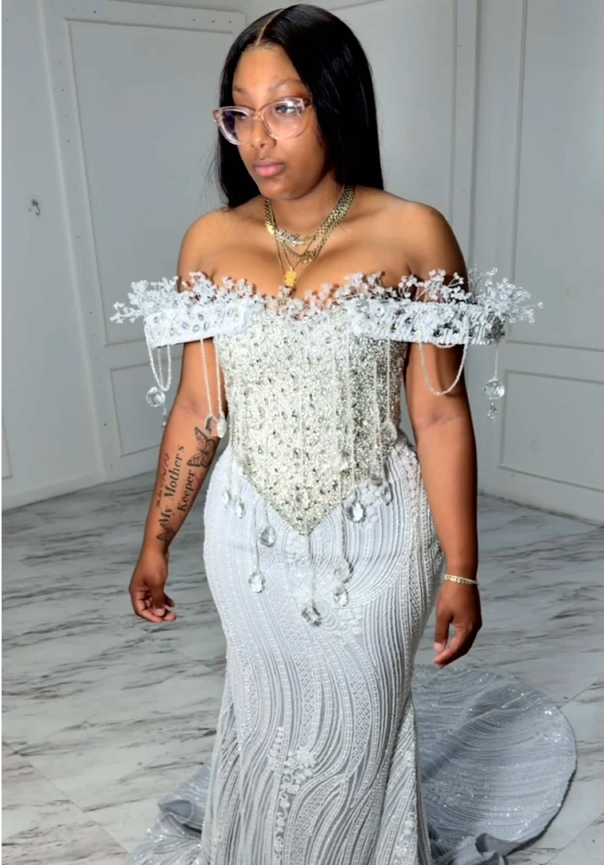 @Anit_cuts | Prom Dress