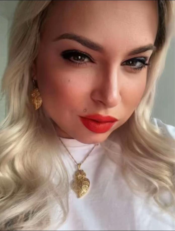 @Vania.loirinha ❤️🦋❤️