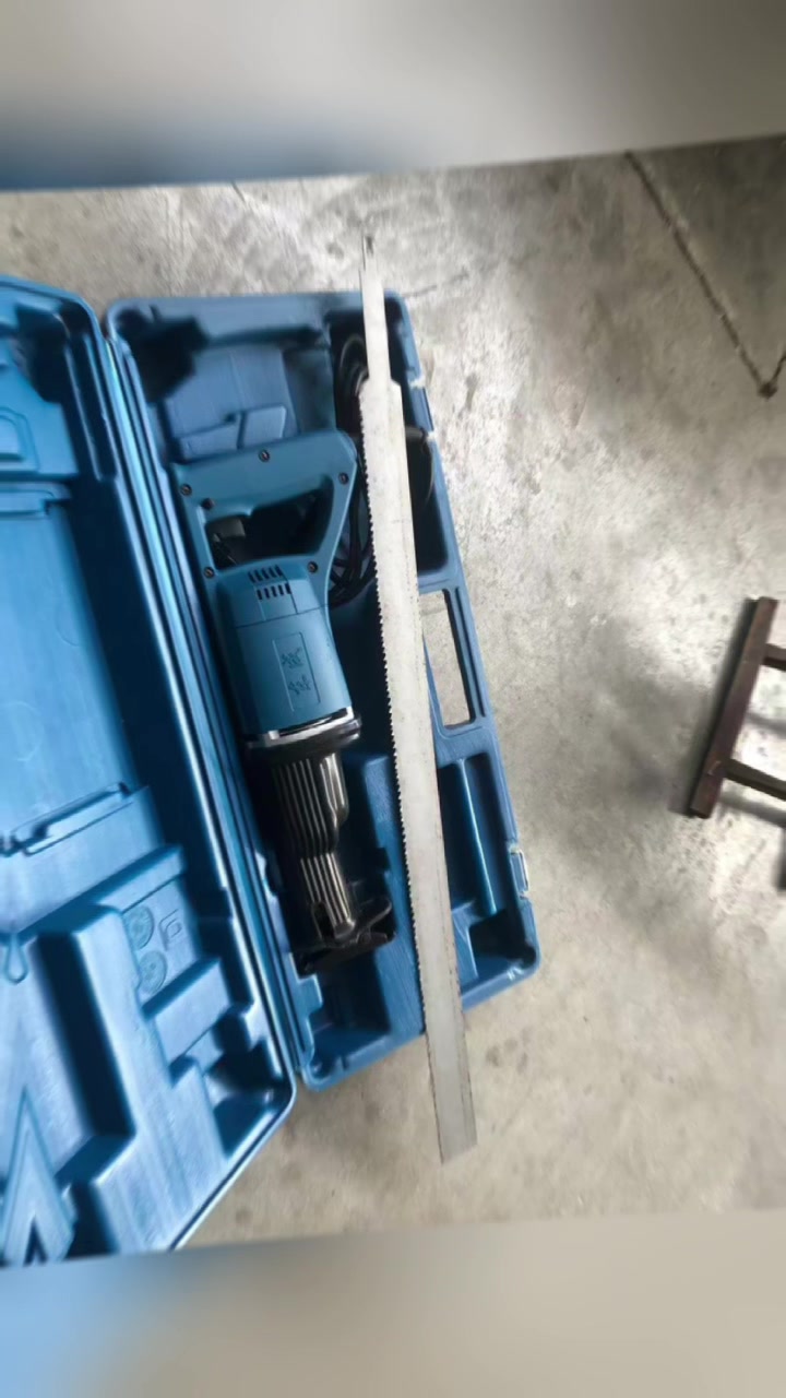 @xinlingsprayfoammachine