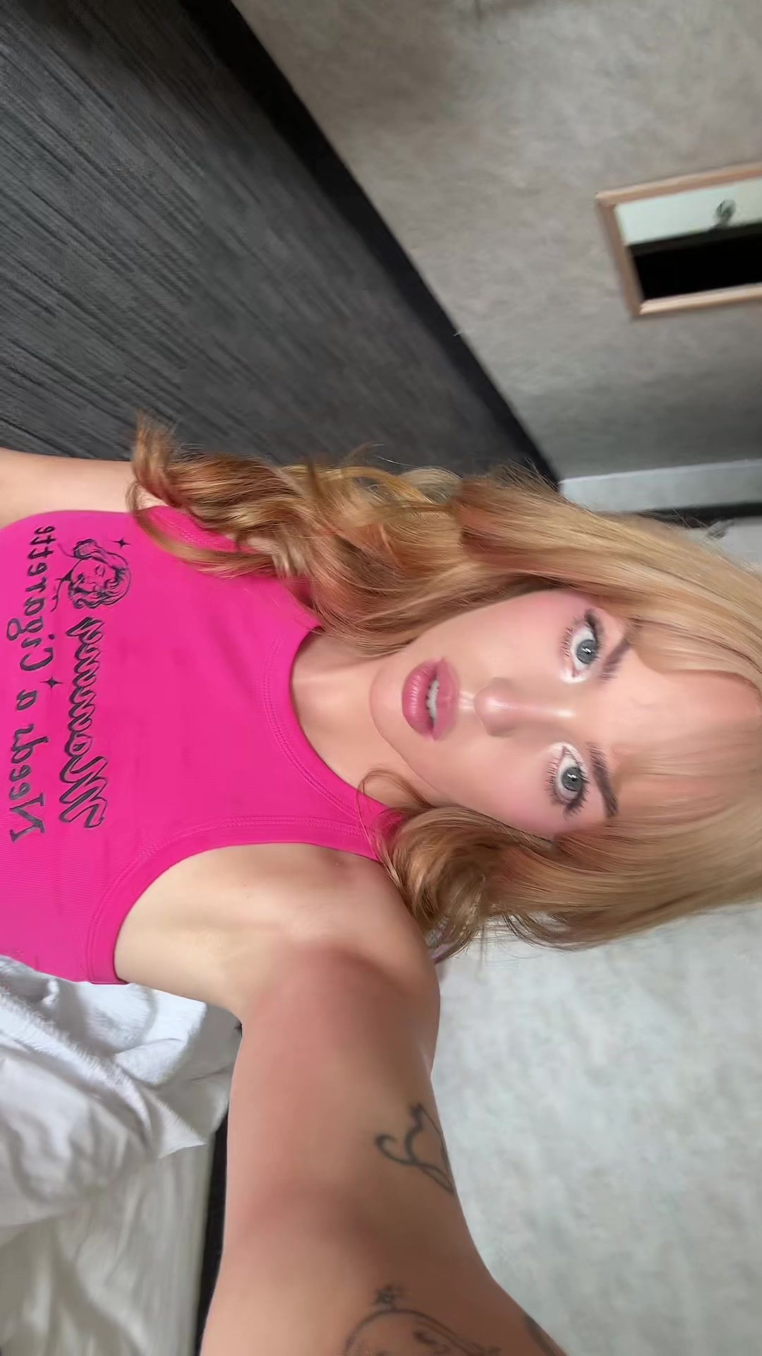 @Luna Seranova