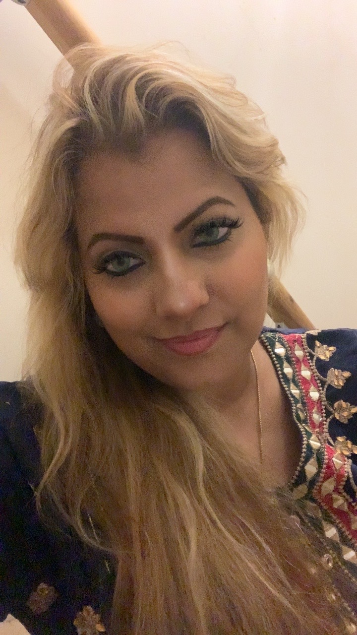 @user658617477
