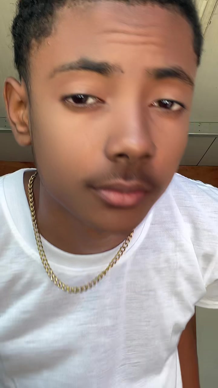 @Victorio