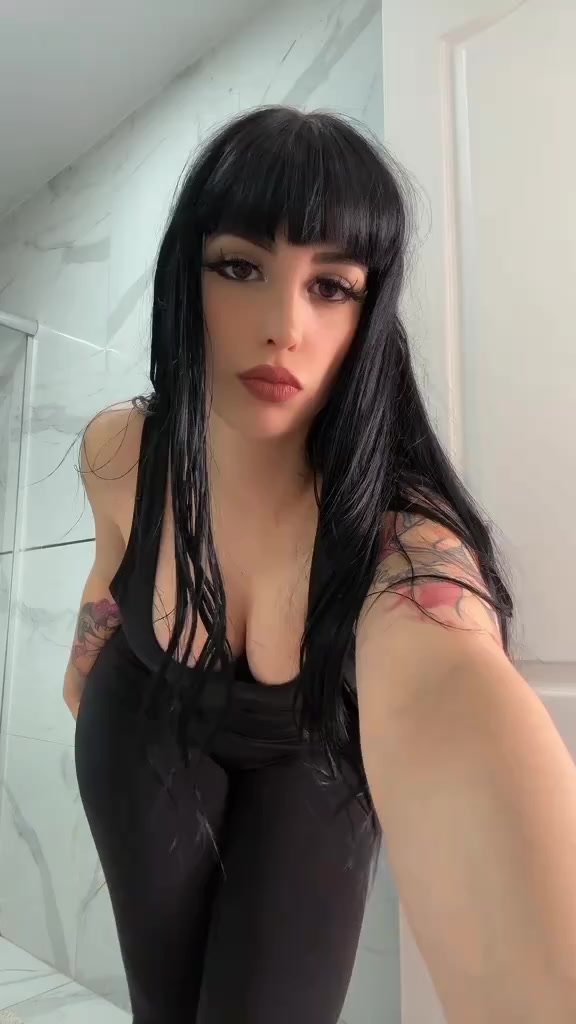 @hotgirls