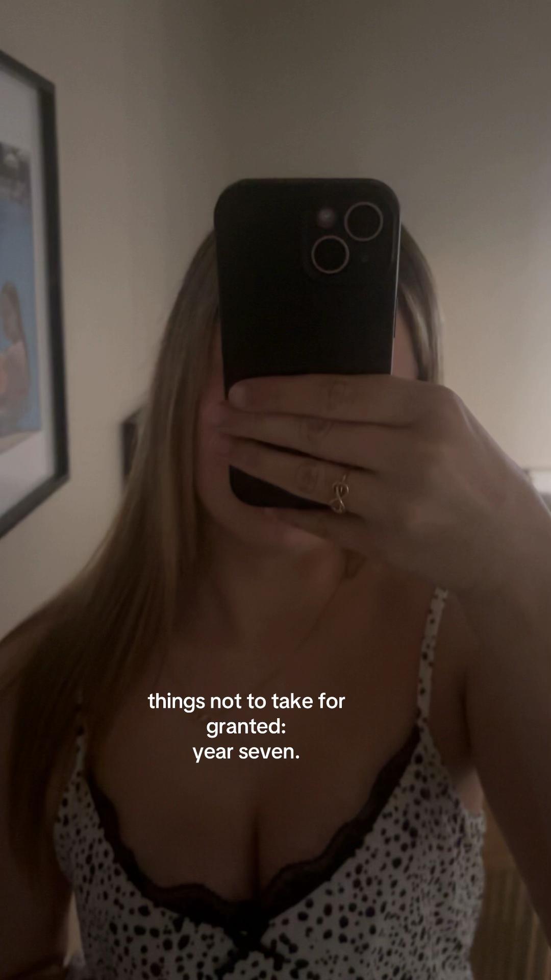 @𝐵𝐸𝐿𝐿𝐴 𝑅𝑂𝑆𝐸