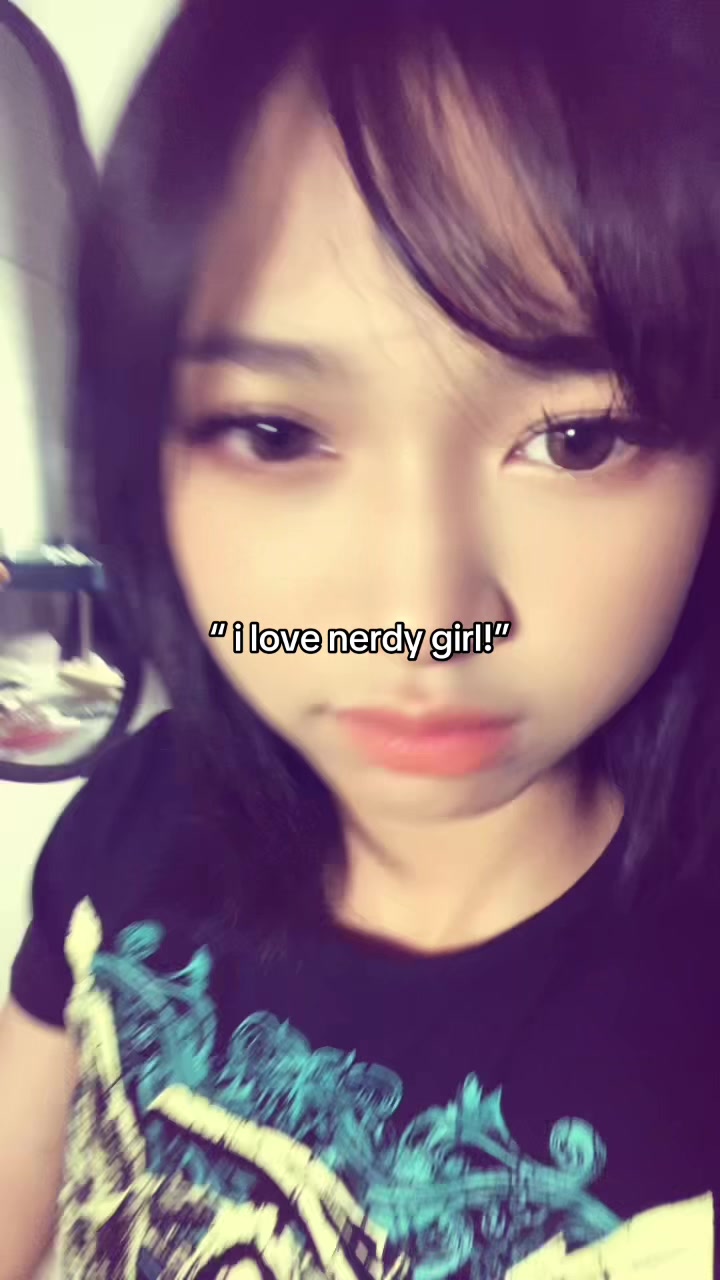 @kio ≽^&bull;⩊&bull;^≼