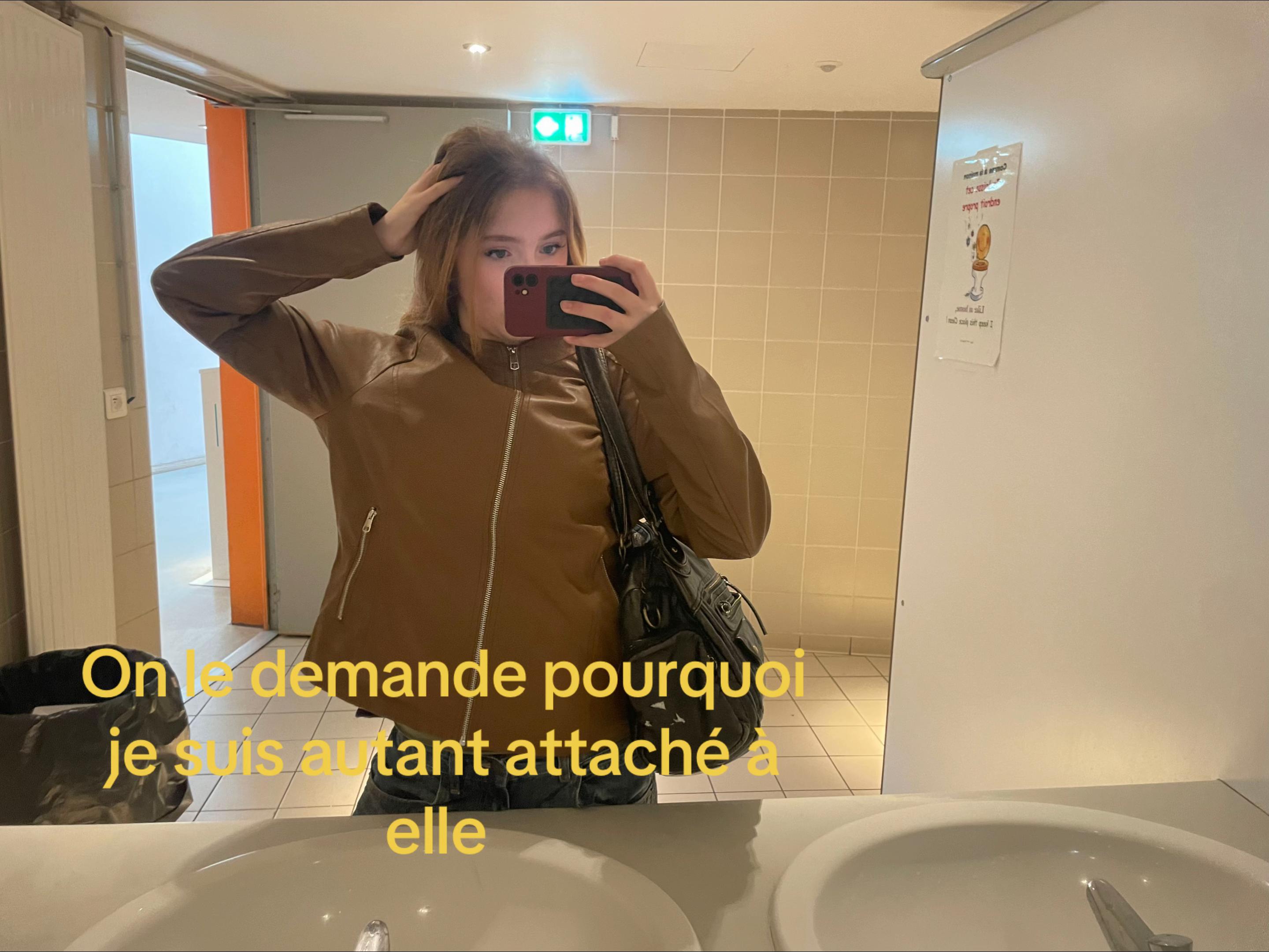 @Ambre_lryy