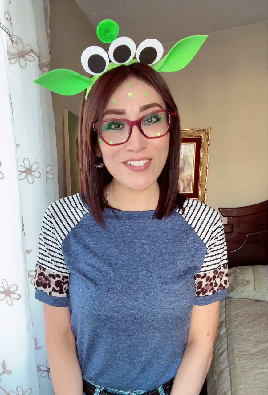 @Sarah&iacute; Monzalvo