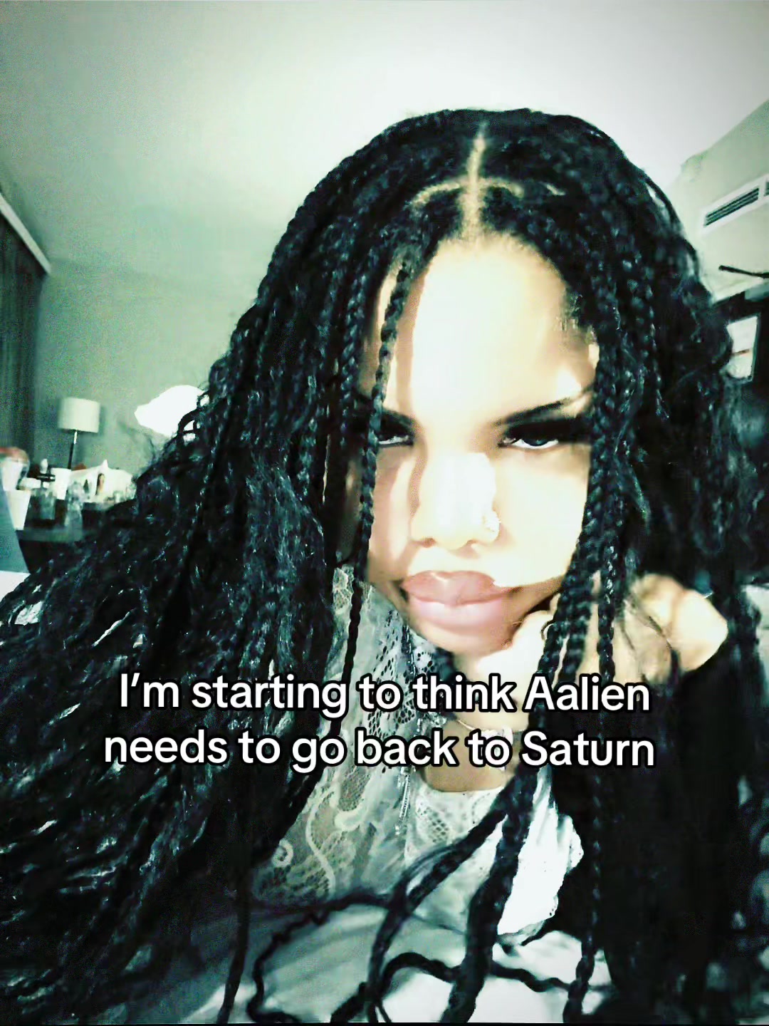 @𝐀𝐚𝐥𝐢𝐞𝐧𝐁𝐫𝐚𝐚𝐭👽🫟