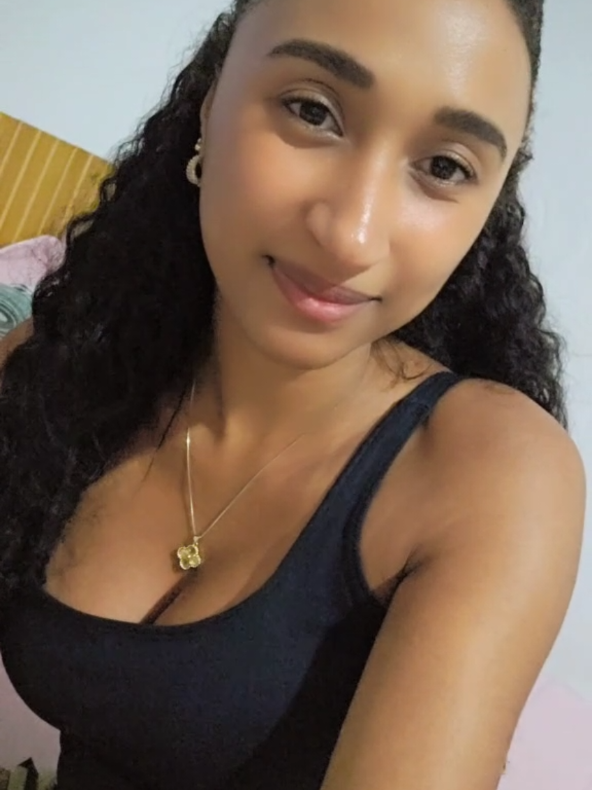 @Aline Januário