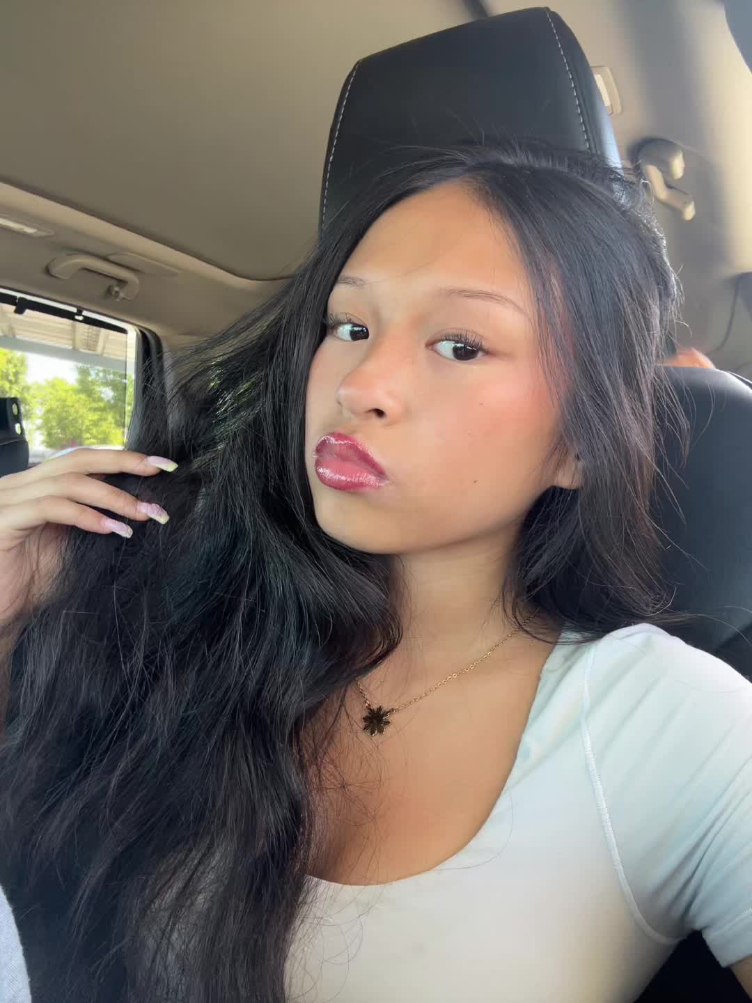 @buymestarbucks
