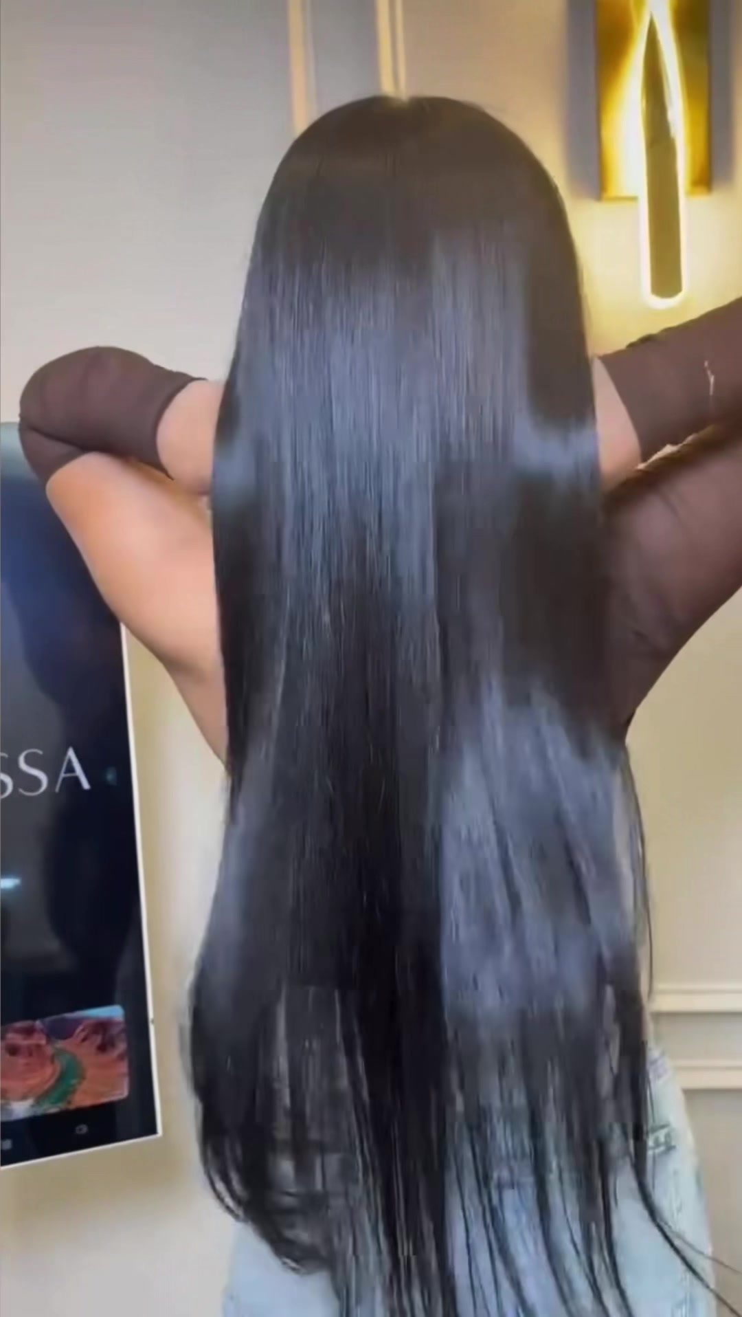 @AnnaM_