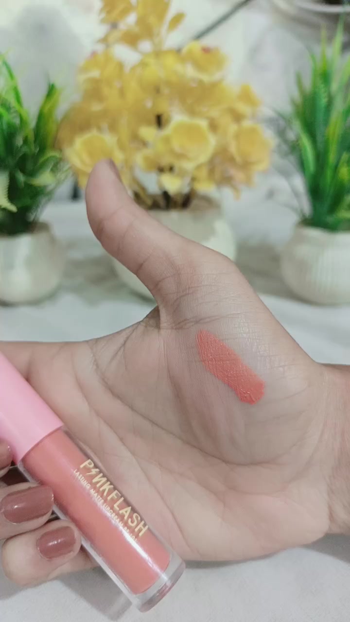 @Glossy rimsha💄