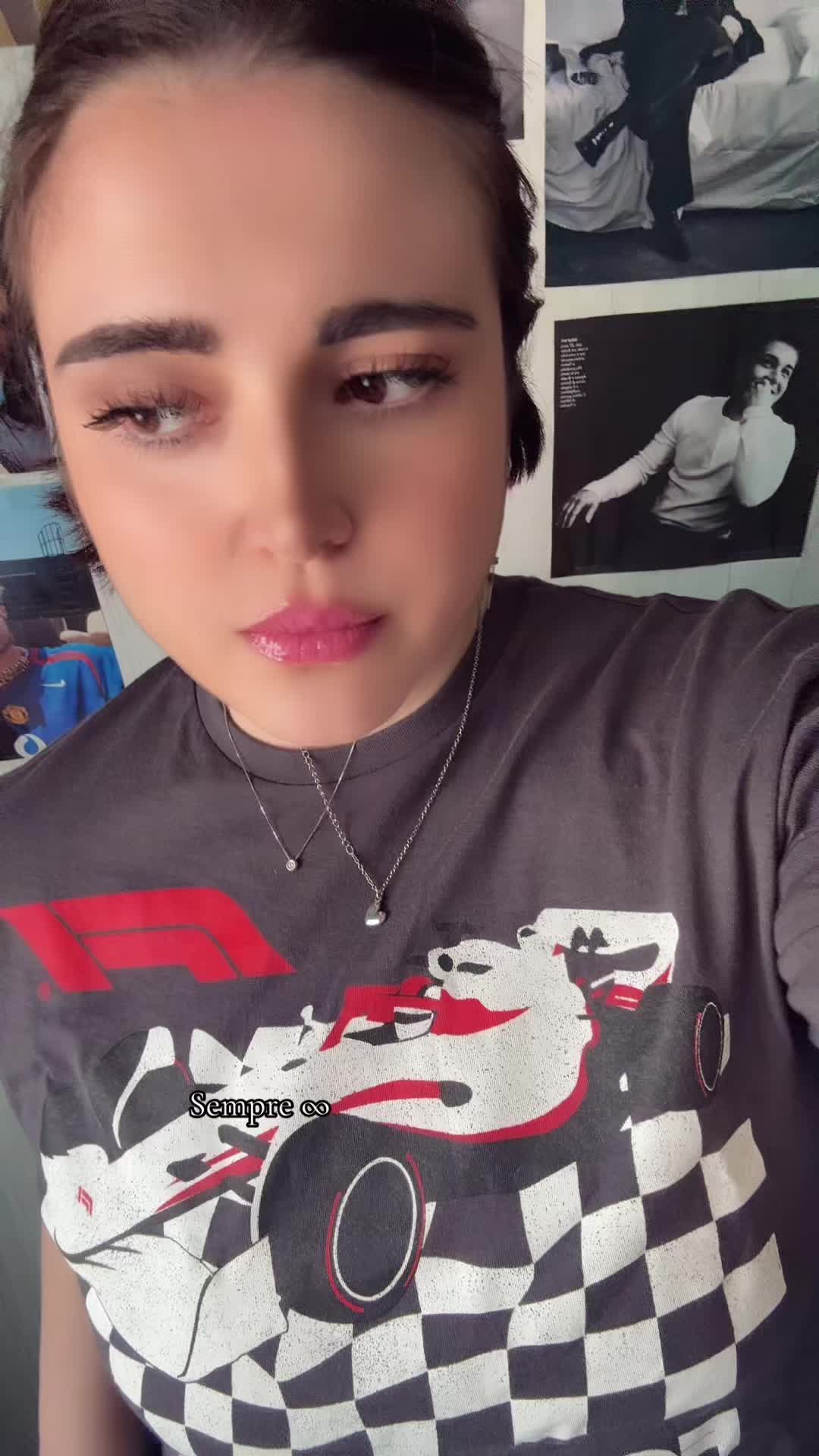 @𝒜𝓃𝓉ℴ𝓃ℯ𝓁𝓁𝒶__𝒫𝒾𝒾 ♡