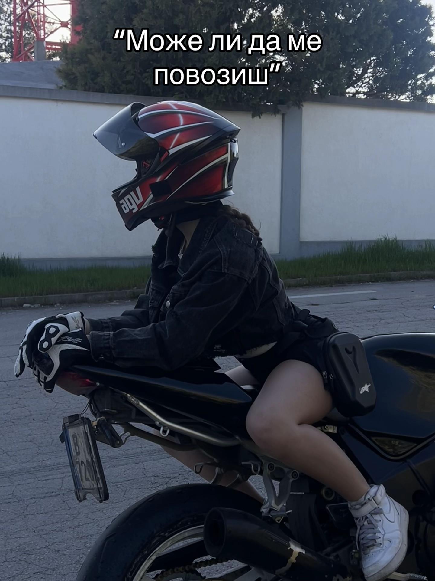 @that.gsxR.girl