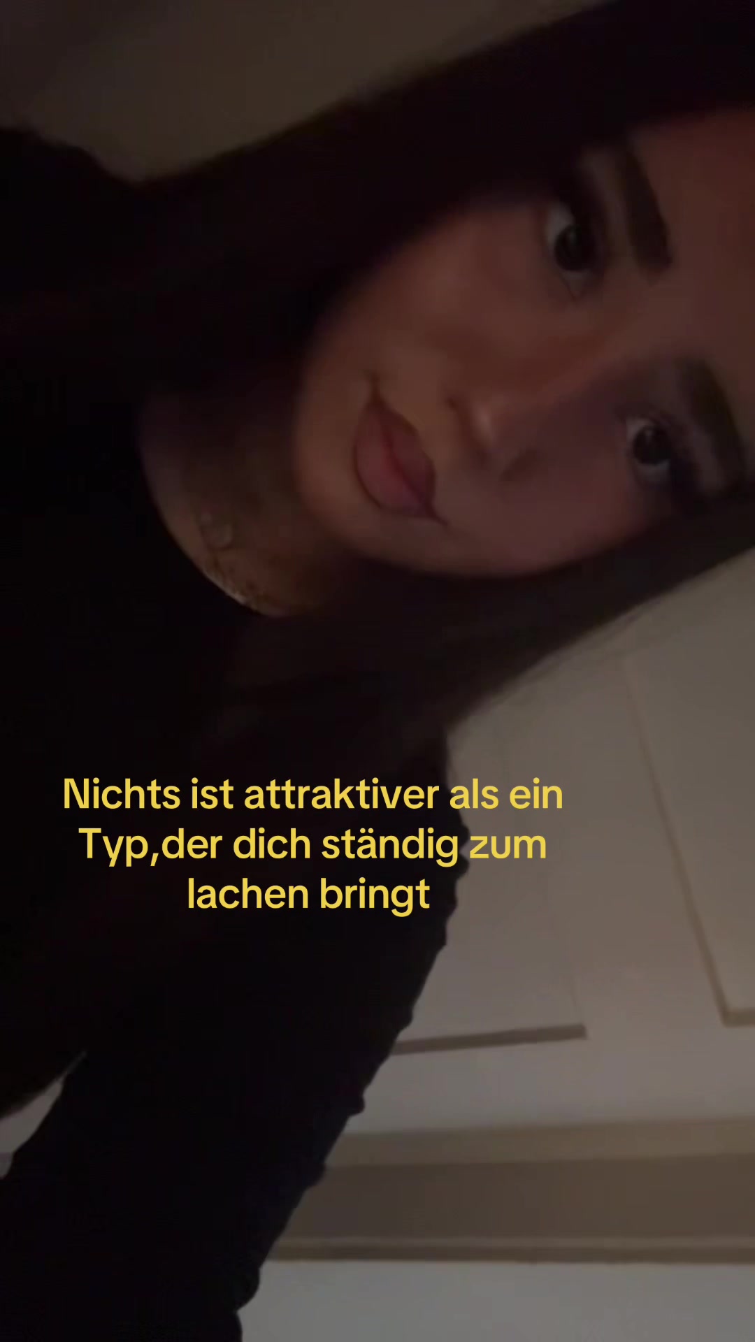 @𝑬