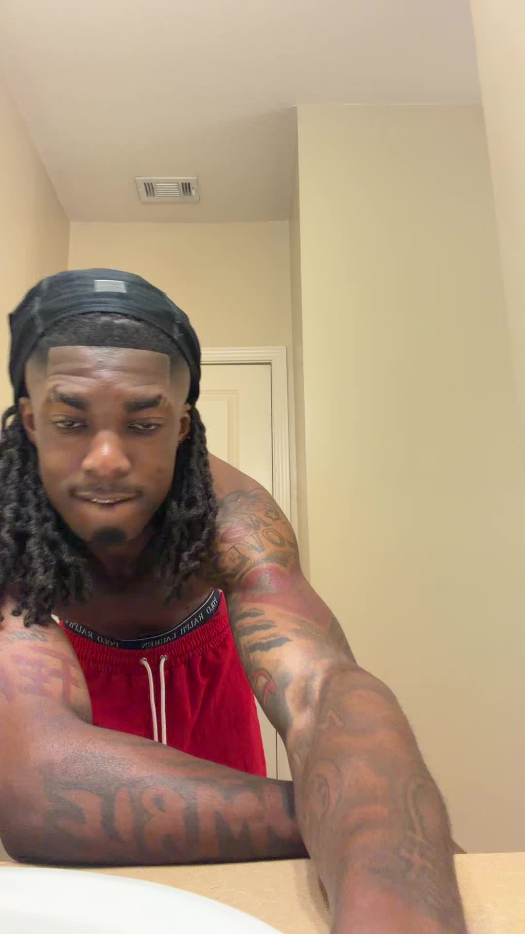 @1ishaun