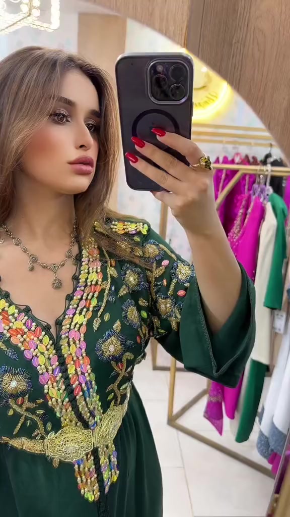 @Unique Dress