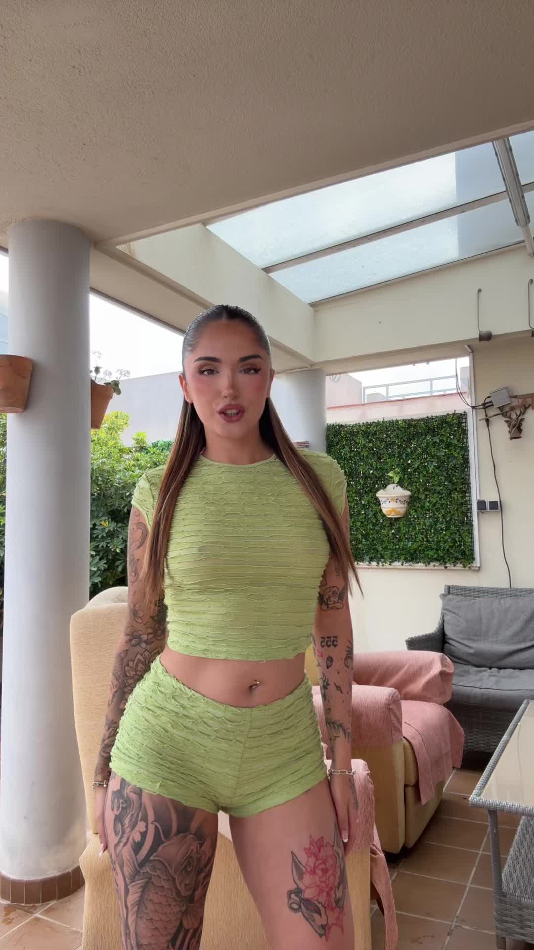 @Laurita🕷️