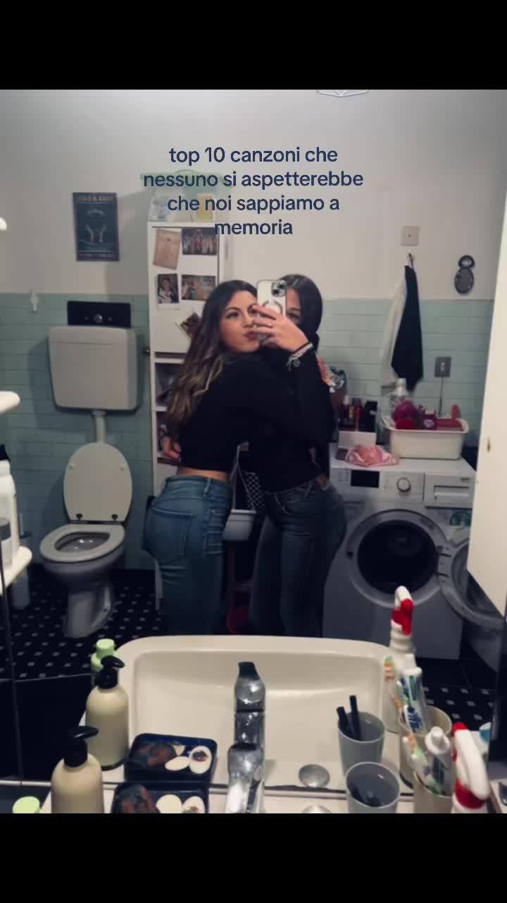 @𝓜