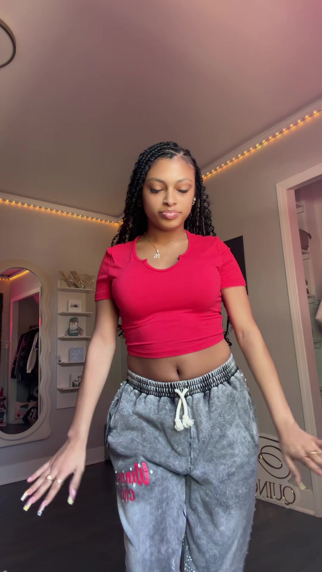 @itsmiahv