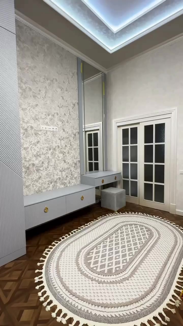 @modern_hom