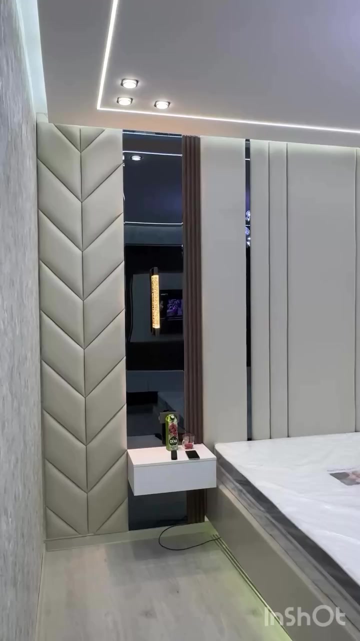 @modern_hom