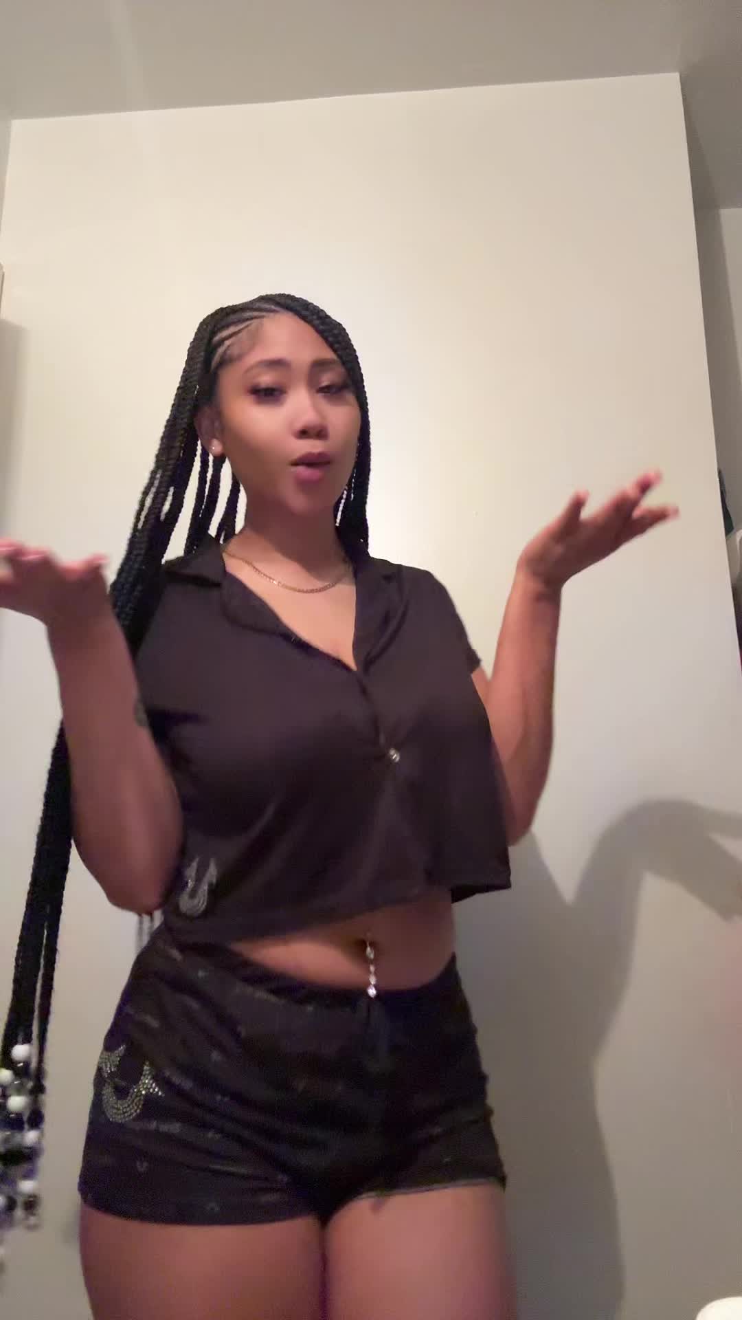 @ateallthewayuptf 🤤