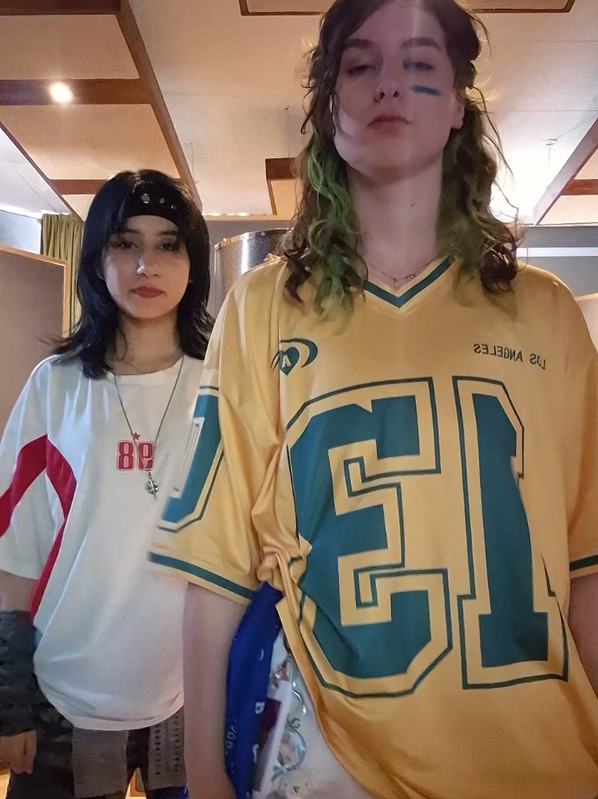 @𝓑𝓮𝓵𝓪𝓶𝓸𝓾𝓻